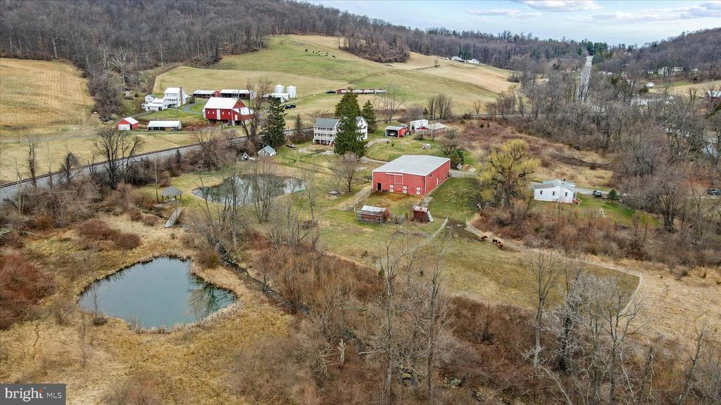 Image 59 of property listing at 17224-B SABILLASVILLE RD, Sabillasville, MD 21780