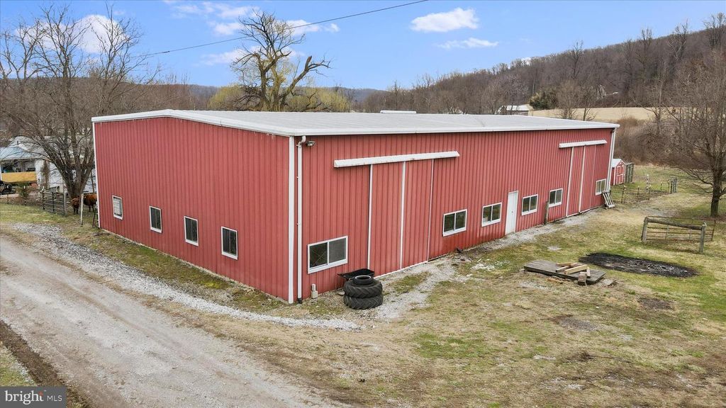 Image 68 of property listing at 17224-B SABILLASVILLE RD, Sabillasville, MD 21780