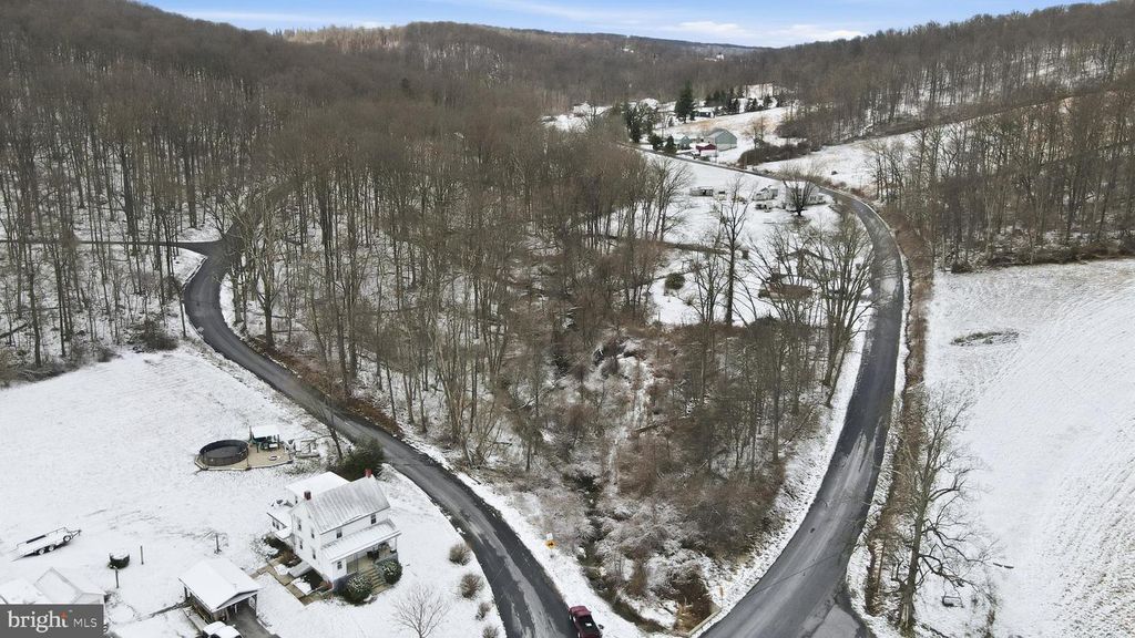 Image 73 of property listing at 17224-B SABILLASVILLE RD, Sabillasville, MD 21780