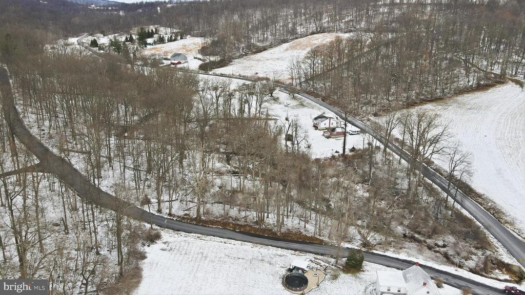 Image 77 of property listing at 17224-B SABILLASVILLE RD, Sabillasville, MD 21780