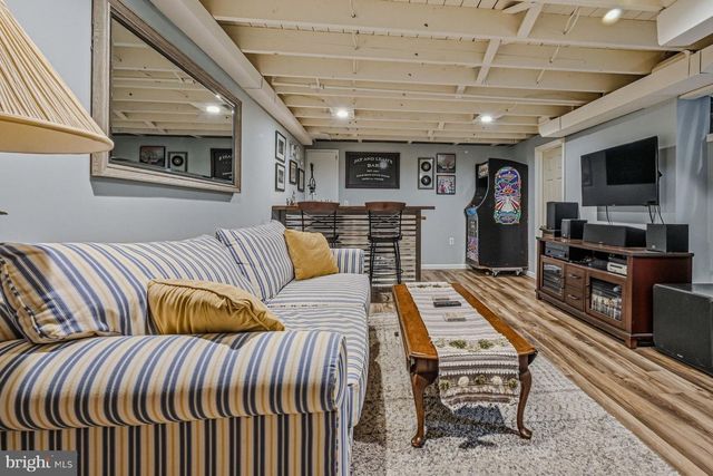 103 WAVERLY RD, Wilmington, DE 19803