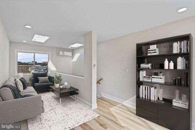 919 STILES ST, Baltimore, MD 21202