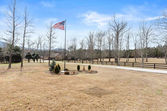 456 E Valley Road, Rydal, GA 30171
