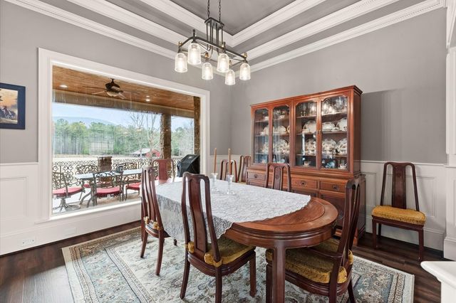 456 E Valley Road, Rydal, GA 30171