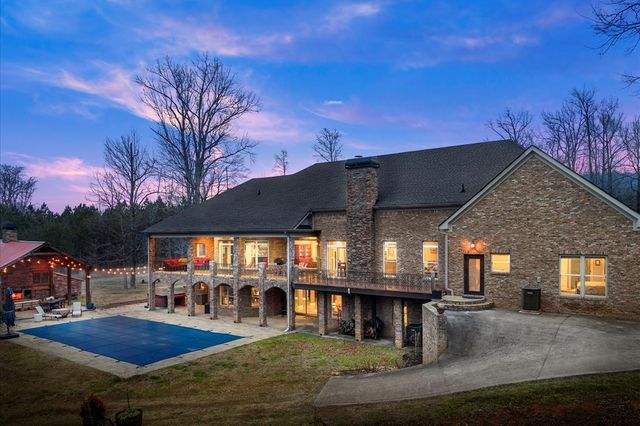 456 E Valley Road, Rydal, GA 30171