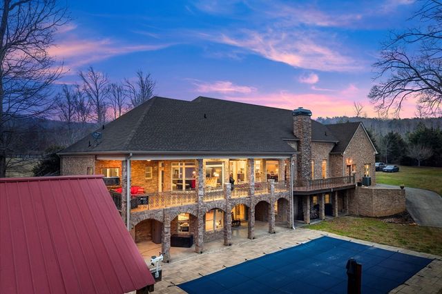 456 E Valley Road, Rydal, GA 30171