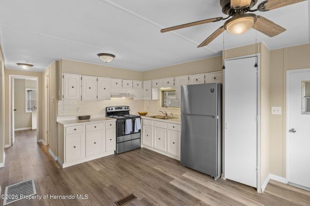 14265 Midfield Street, Brooksville, FL 34613