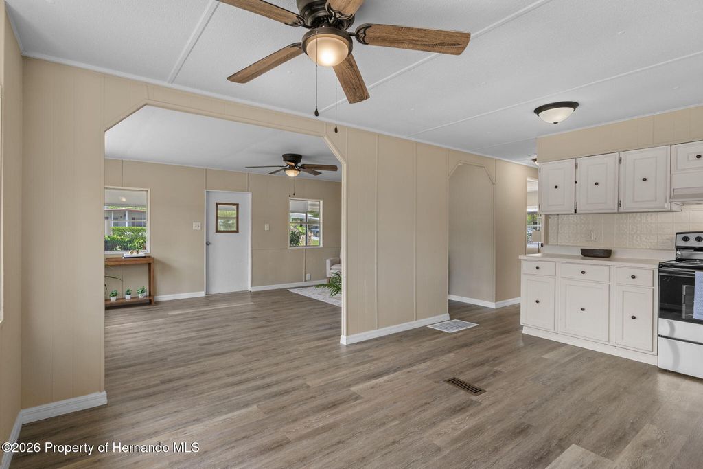 14265 Midfield Street, Brooksville, FL 34613
