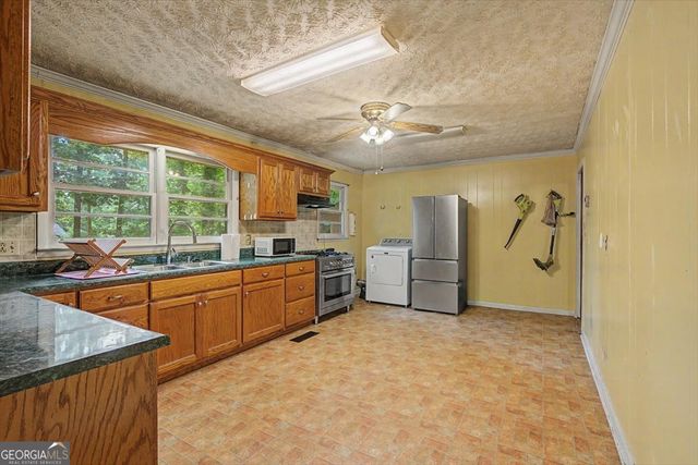 48 N Jackson Street, Tallapoosa, GA 30176