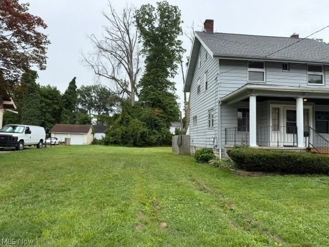 379 Homewood Avenue SE, Warren, OH 44483
