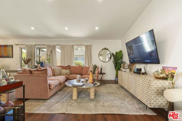 3500 W Manchester Boulevard 41, Inglewood, CA 90305