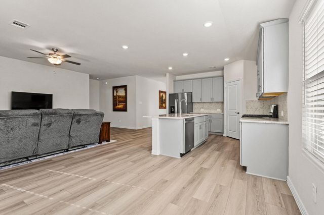 522 Castle, Sherman, TX 75092