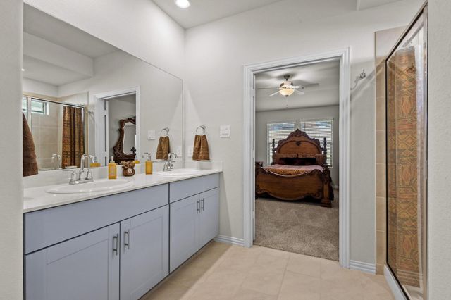 522 Castle, Sherman, TX 75092