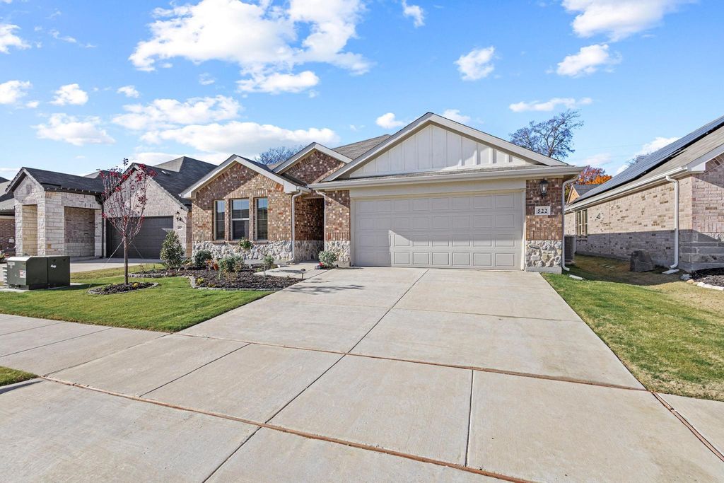 522 Castle, Sherman, TX 75092