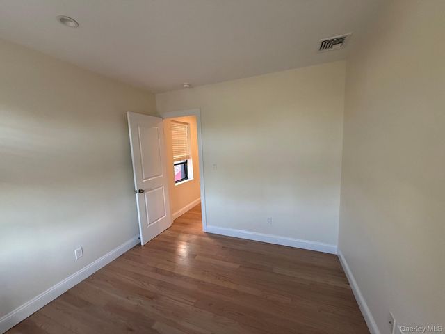 610 Jerico Turnpike, New Hyde Park, NY 11040