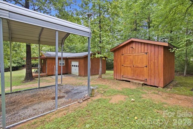 128 Maxamy Lane, Mooresville, NC 28117