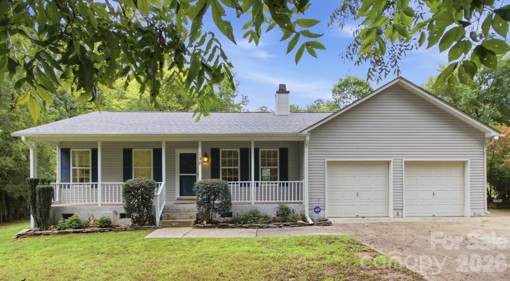 128 Maxamy Lane, Mooresville, NC 28117