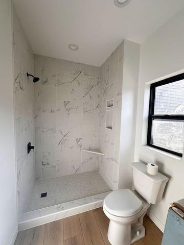 1328 Academy DRIVE, Holmen, WI 54636