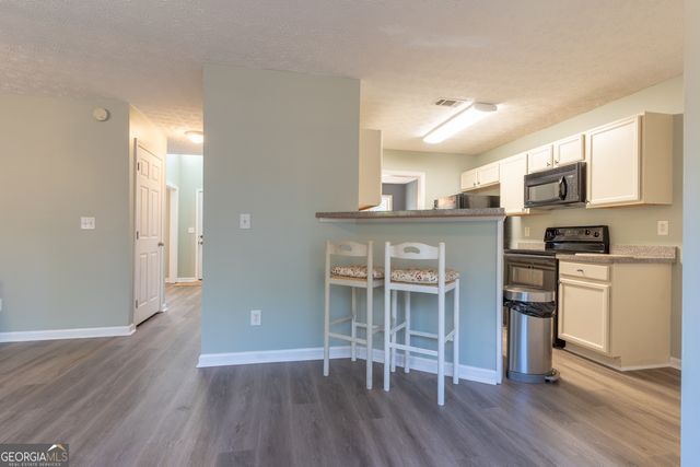 25 Shadowbrook Court, Covington, GA 30016