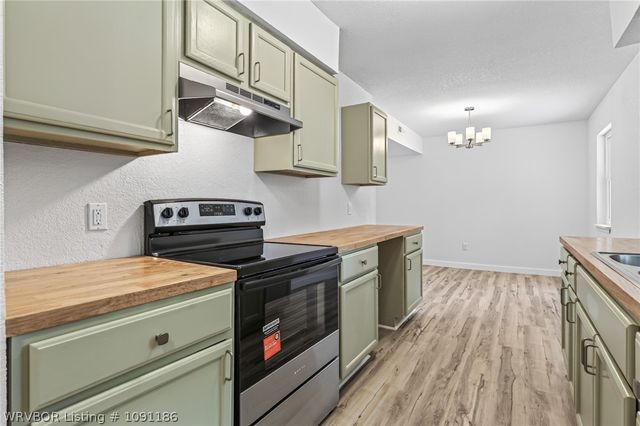 3220 S 16th Street, Fort Smith, AR 72901