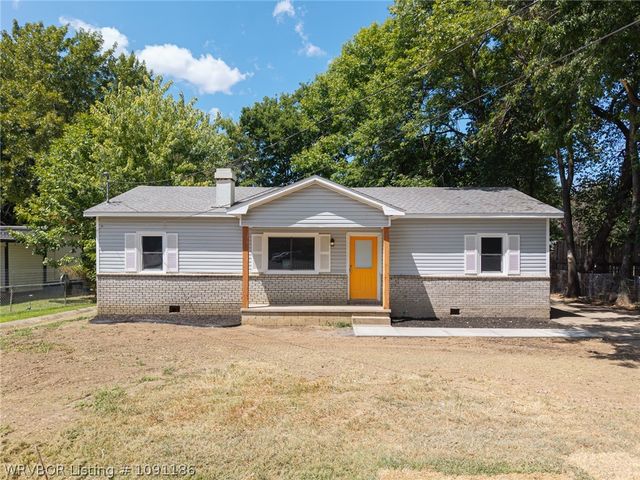 3220 S 16th Street, Fort Smith, AR 72901
