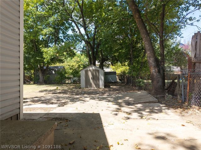 3220 S 16th Street, Fort Smith, AR 72901