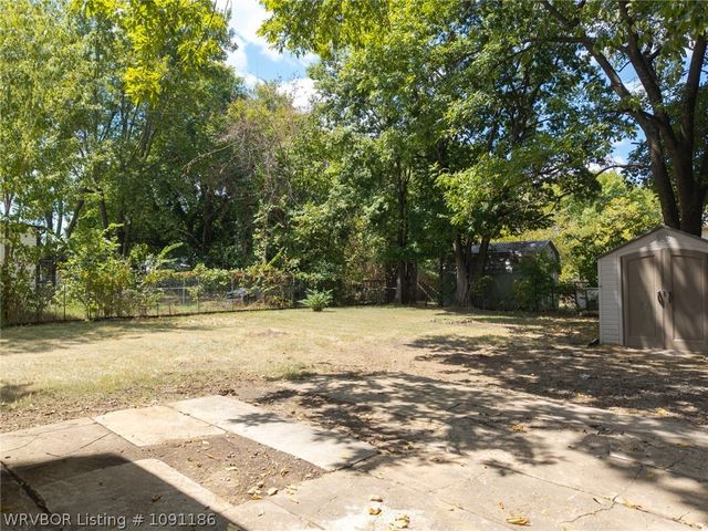 3220 S 16th Street, Fort Smith, AR 72901