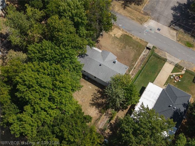 3220 S 16th Street, Fort Smith, AR 72901