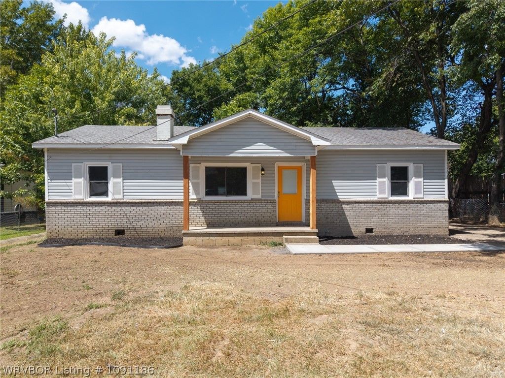 3220 S 16th Street, Fort Smith, AR 72901