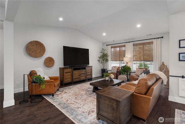 382 E Buck Street, Mccleary, WA 98557