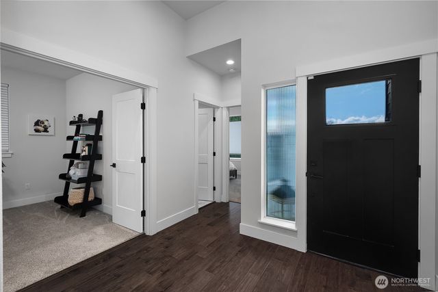 382 E Buck Street, Mccleary, WA 98557