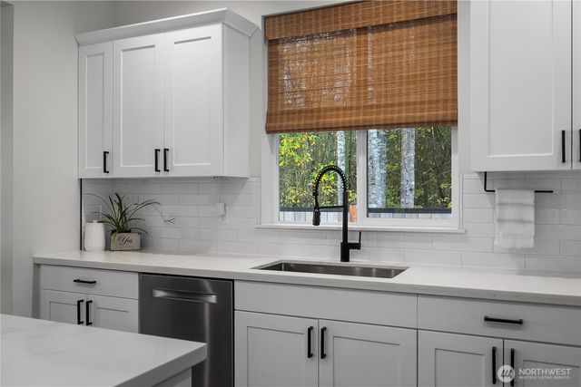 382 E Buck Street, Mccleary, WA 98557