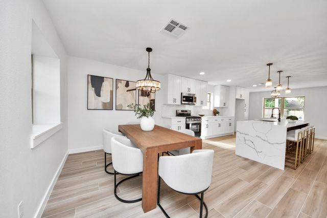 12323 Brandywyne Drive, Houston, TX 77077