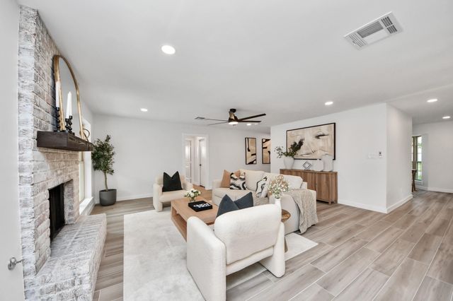 12323 Brandywyne Drive, Houston, TX 77077