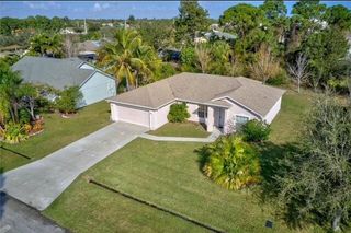 2421 SE Gilbert Avenue, Port St Lucie, FL 34952
