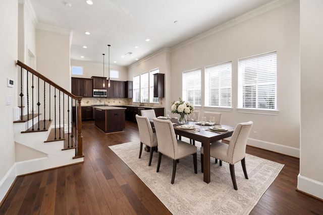 9452 London Bridge Station, Houston, TX 77045