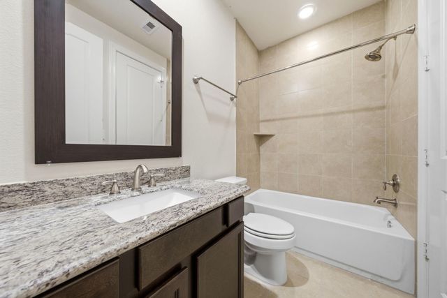 9452 London Bridge Station, Houston, TX 77045