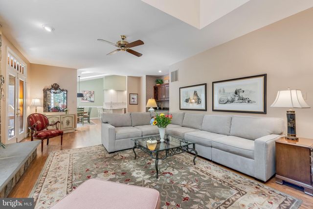 2028 SPRING BRANCH DR, Vienna, VA 22181