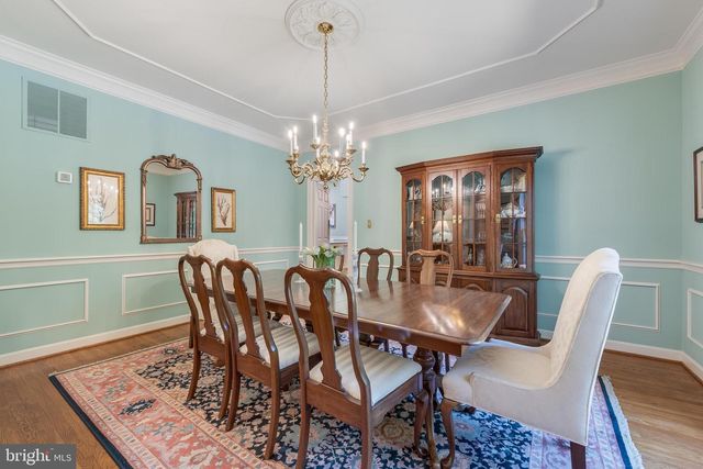 2028 SPRING BRANCH DR, Vienna, VA 22181