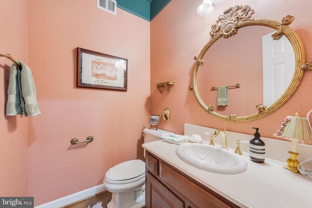 2028 SPRING BRANCH DR, Vienna, VA 22181