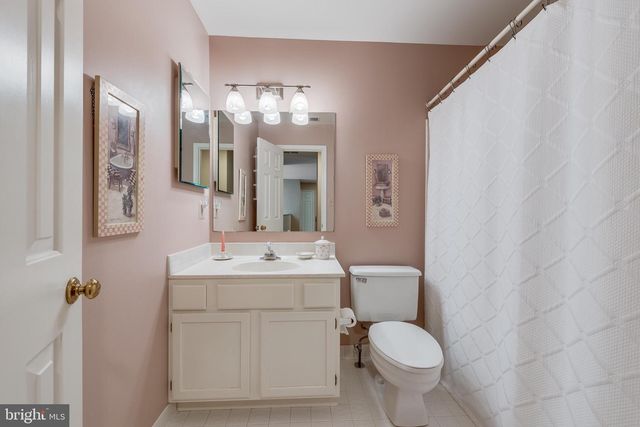 2028 SPRING BRANCH DR, Vienna, VA 22181