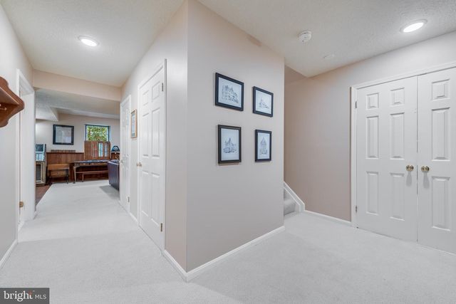 2028 SPRING BRANCH DR, Vienna, VA 22181