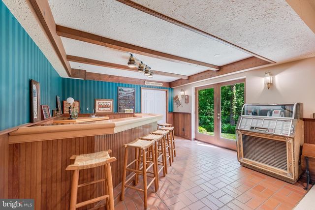 2028 SPRING BRANCH DR, Vienna, VA 22181