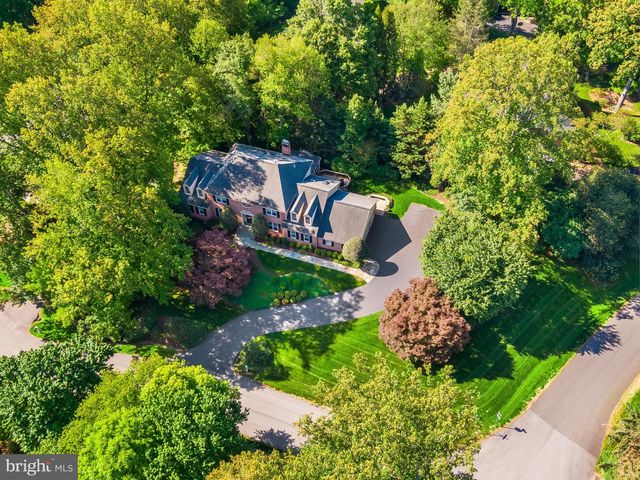 2028 SPRING BRANCH DR, Vienna, VA 22181