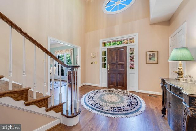 2028 SPRING BRANCH DR, Vienna, VA 22181
