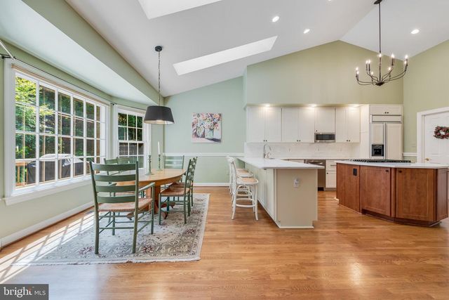 2028 SPRING BRANCH DR, Vienna, VA 22181