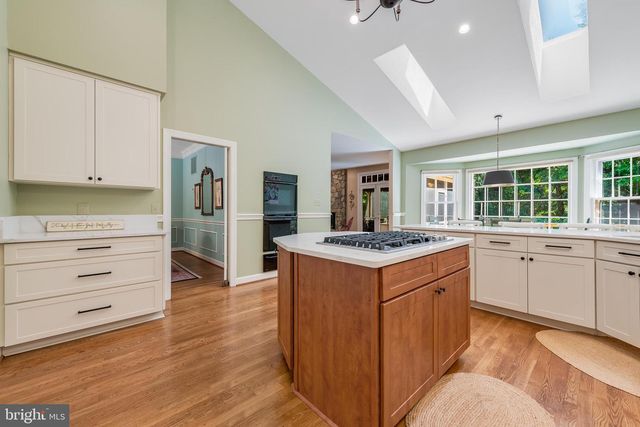 2028 SPRING BRANCH DR, Vienna, VA 22181
