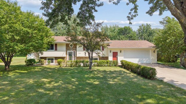3066 Aadland Avenue NE, Buffalo, MN 55313