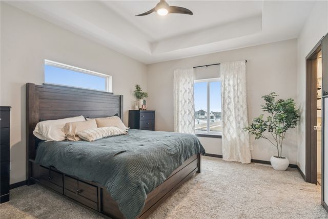 1389 Cardinal Drive, Fairfax, IA 52228