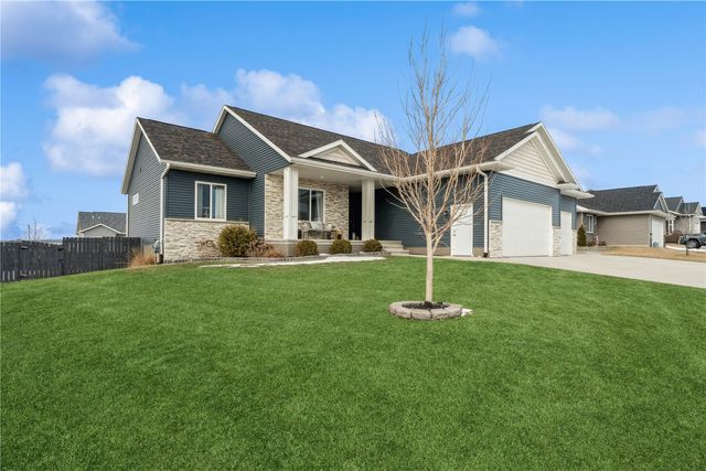 1389 Cardinal Drive, Fairfax, IA 52228